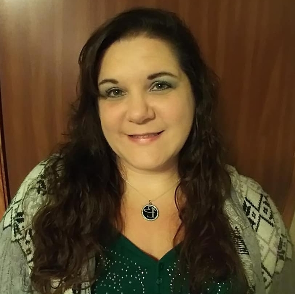 Meet your Posher, Elizabeth - Picture 1 of 1